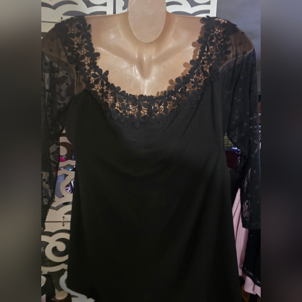 Stunning, Elegant & Sexy Off The Shoulder Top From Venus 3x - Picture 13 of 15
